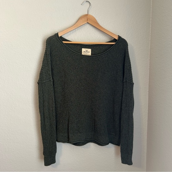 Hollister Women’s Long Sleeve Waffle Knit Scoop Neck Olive Green Sweater, Large - Picture 2 of 9